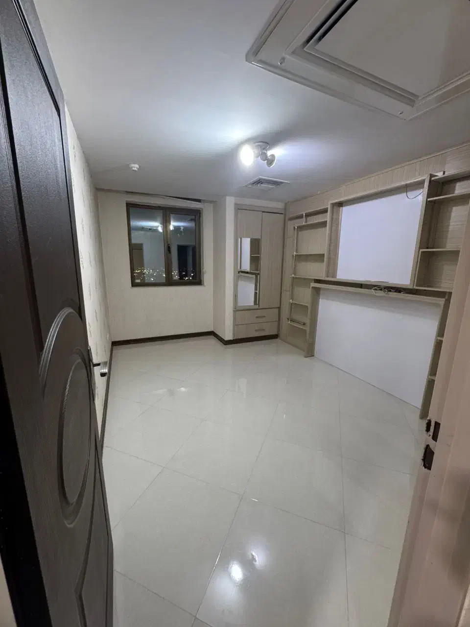 کوهک برج مجلل ۱۵۰ متر ۳ خوابه