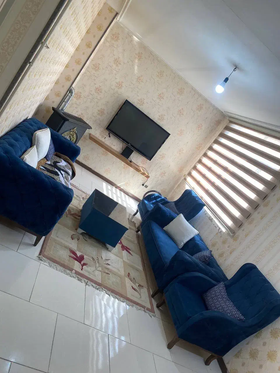 آپارتمان مبله با تمامی تجهیزات.کوتاه مدت|اجارهٔ کوتاهمدت آپارتمان و سوئیت|اسلامشهر, شهرک واوان|دیوار