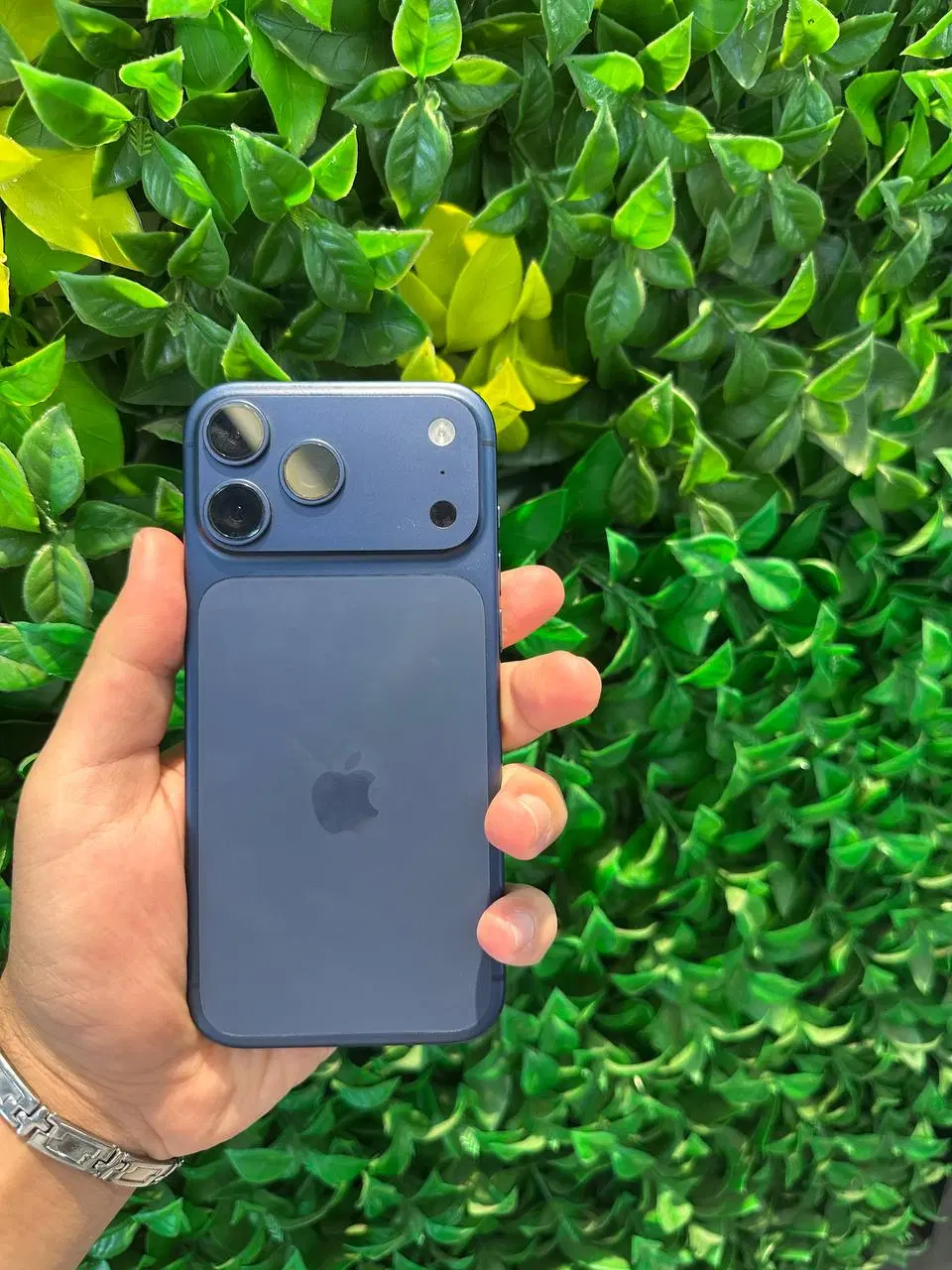 iPhone 17 Pro max active|موبایل|بابل, |دیوار
