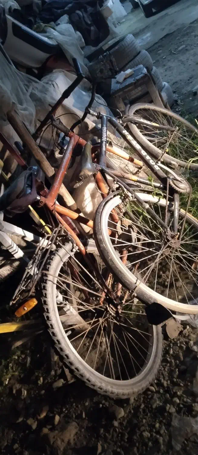 دو عدد دوچرخه استوک به قیمت به فروش می رسد|دوچرخه، اسکیت، اسکوتر|شفت, |دیوار