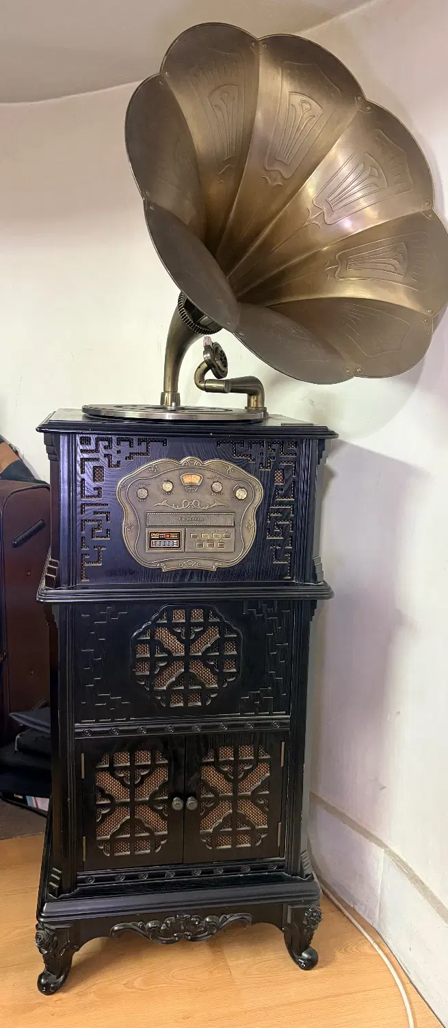 گرامافون ایستاده کلاسیک Antique K-106|سیستم صوتی خانگی|تهران, دروس|دیوار