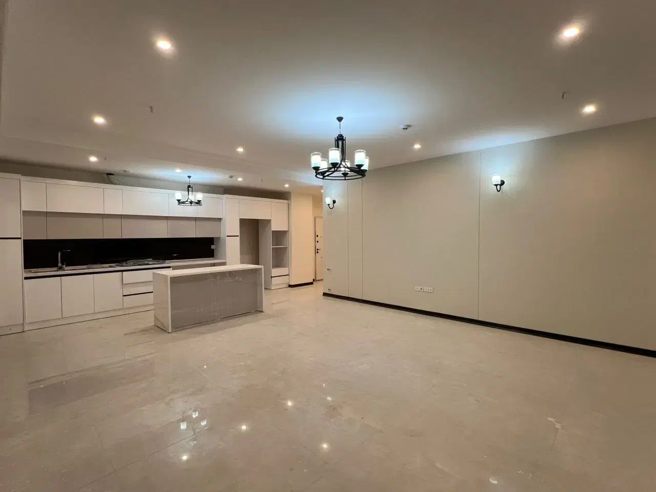 ۱۳۰متر/کم واحد/حاشیه اصلی اقدسیه/فول مدرن|فروش آپارتمان|مشهد, الهیه|دیوار