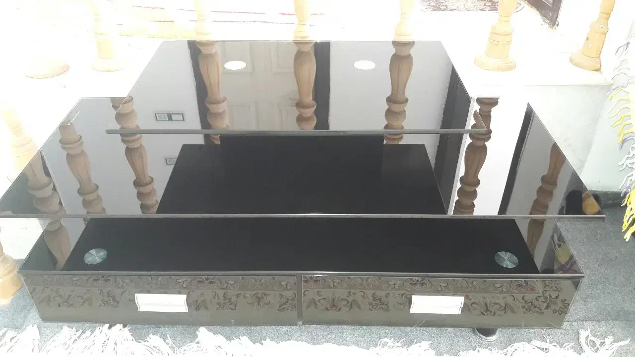 میز تلویزیون در حد نو|میز تلویزیون|خوی, |دیوار