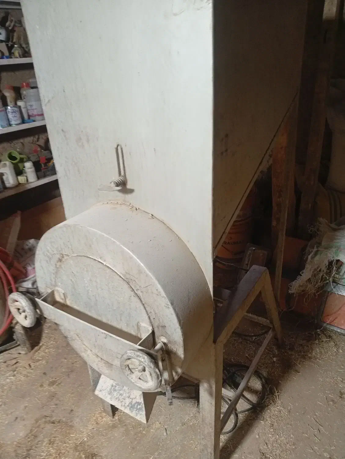 دامداران عزیز گندو جو ذورت برای بلغور کردن|لوازم جانبی حیوانات|محلات, |دیوار