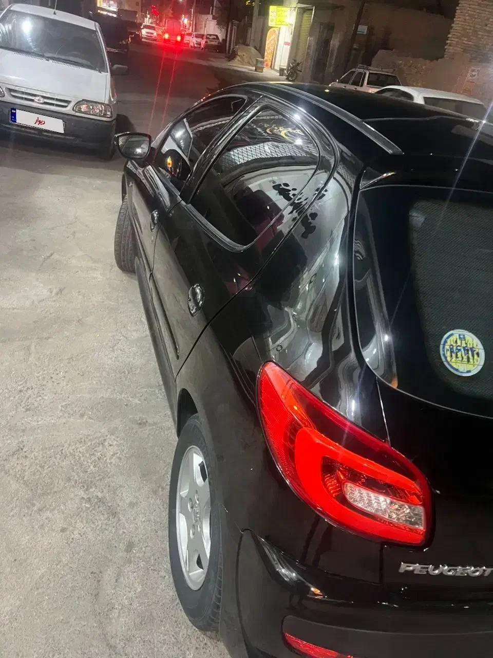 207 پاناروما مشکی فوقالعاده تمیز|خودرو سواری و وانت|یزد, |دیوار