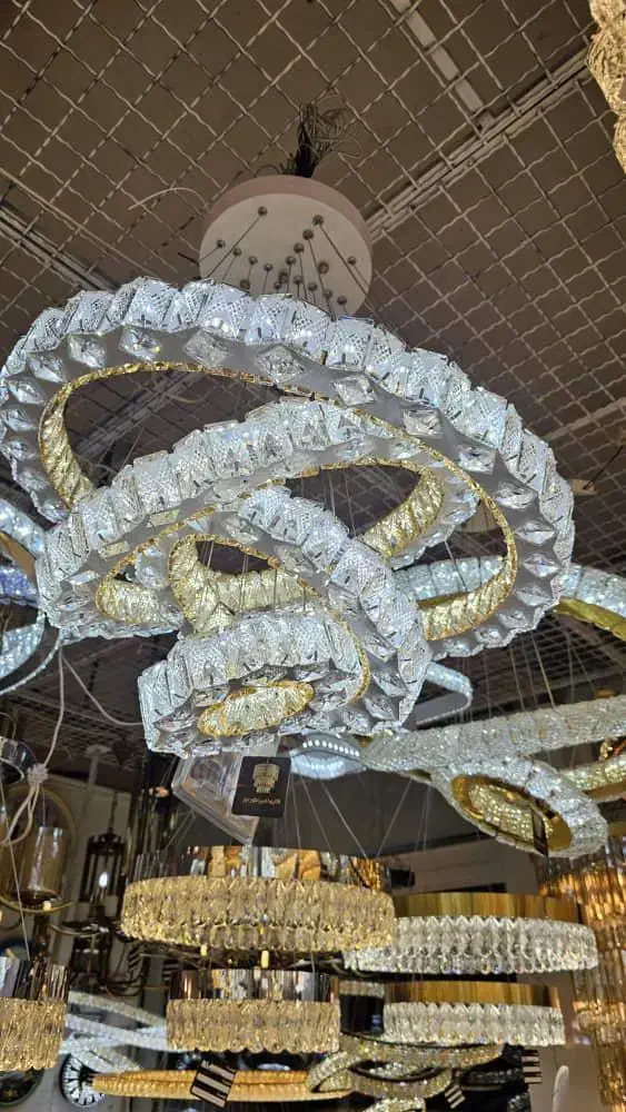 لوستر شیک ونوس|لوستر و چراغ آویز|مشهد, شاهد (شهرک غرب)|دیوار