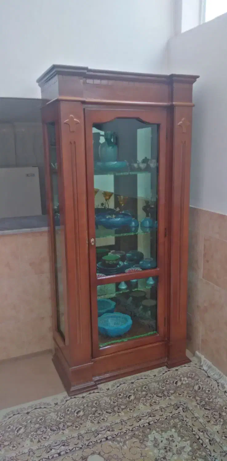 ویترین چوبی طرح هخامنشی|بوفه، ویترین، کنسول|قم, شاه ابراهیم|دیوار