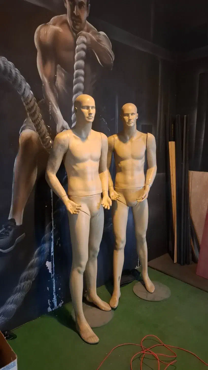 مانکن گراد مردانه|مجسمه، تندیس، ماکت|اندیشه, اندیشه فاز ۴|دیوار