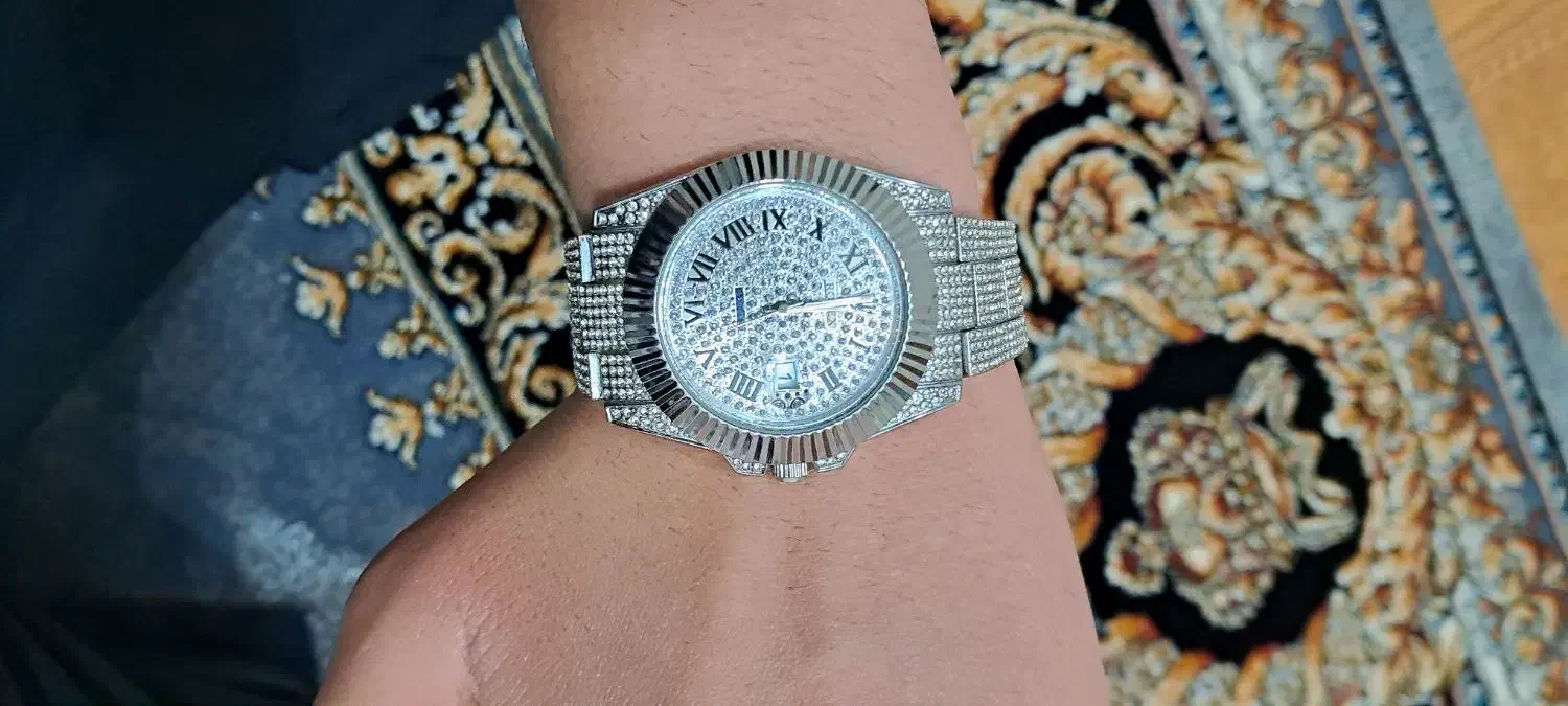 ساعت اسپرت نو|ساعت|قم, هفت تیر|دیوار