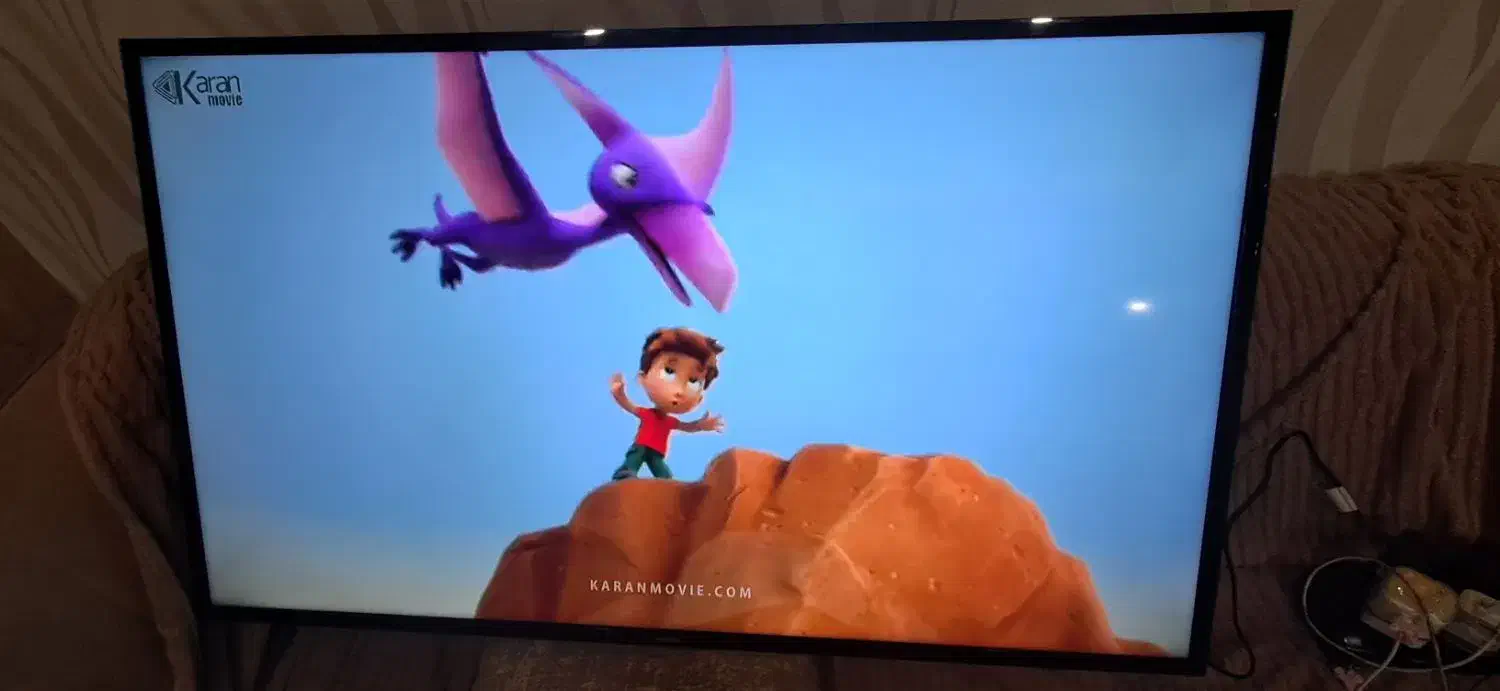 تلویزیون ال ای دی ۴۹ اینچ سامسونگ|تلویزیون و پروژکتور|شیراز, قدوسی غربی|دیوار