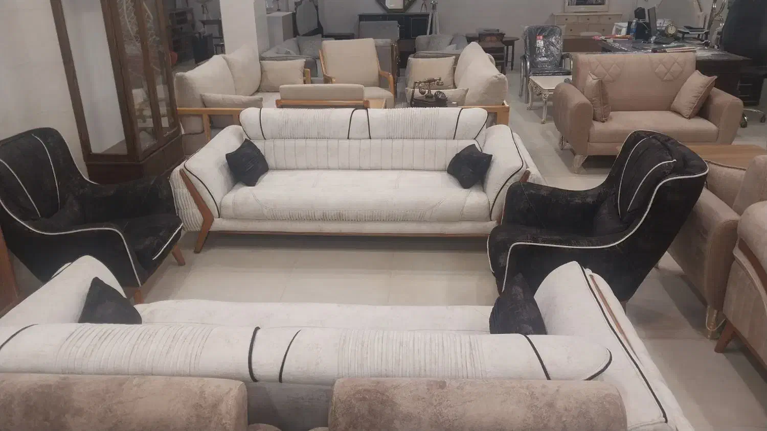 مبل راحتی و استیل|مبلمان خانگی و میز عسلی|اشکذر, |دیوار