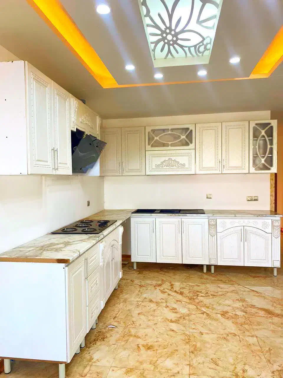 کابینت فریدونکناریان کده۳۴۱۰۱۱۳۵۲۲|مصالح و تجهیزات ساختمان|فریدون‌کنار, |دیوار