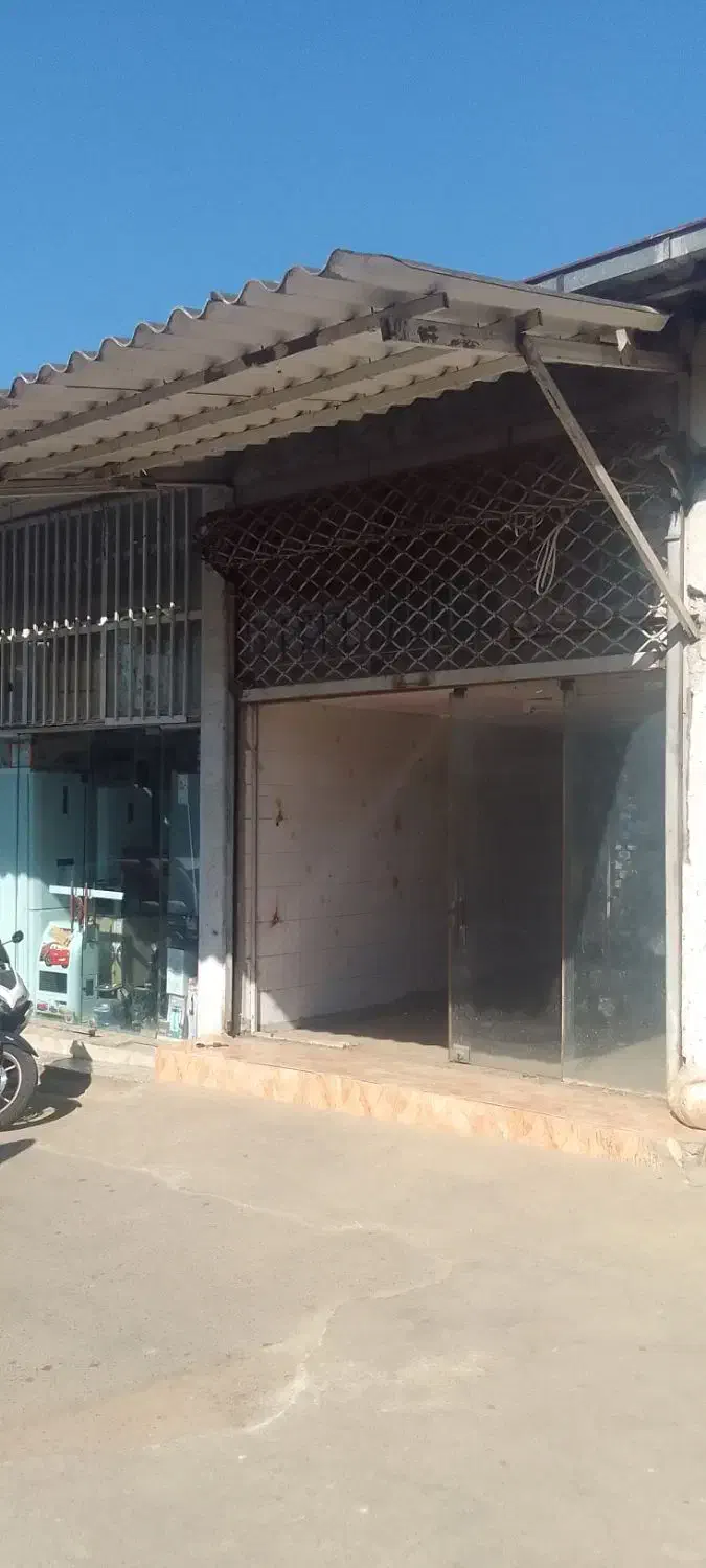 فروش مغازه ۴۵ متری با بالکن ۲۵ متری در بازار روز|فروش مغازه و غرفه|بابل, |دیوار