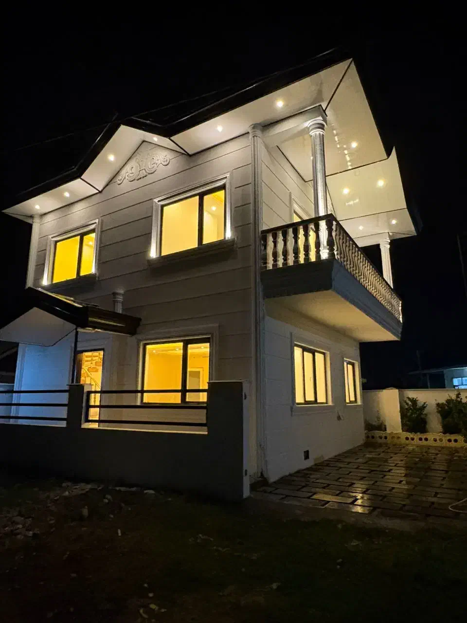 فروش ویلا دوبلکس سه خواب ۵۵۰۰ مدارک کامل|فروش خانه و ویلا|نشتارود, |دیوار