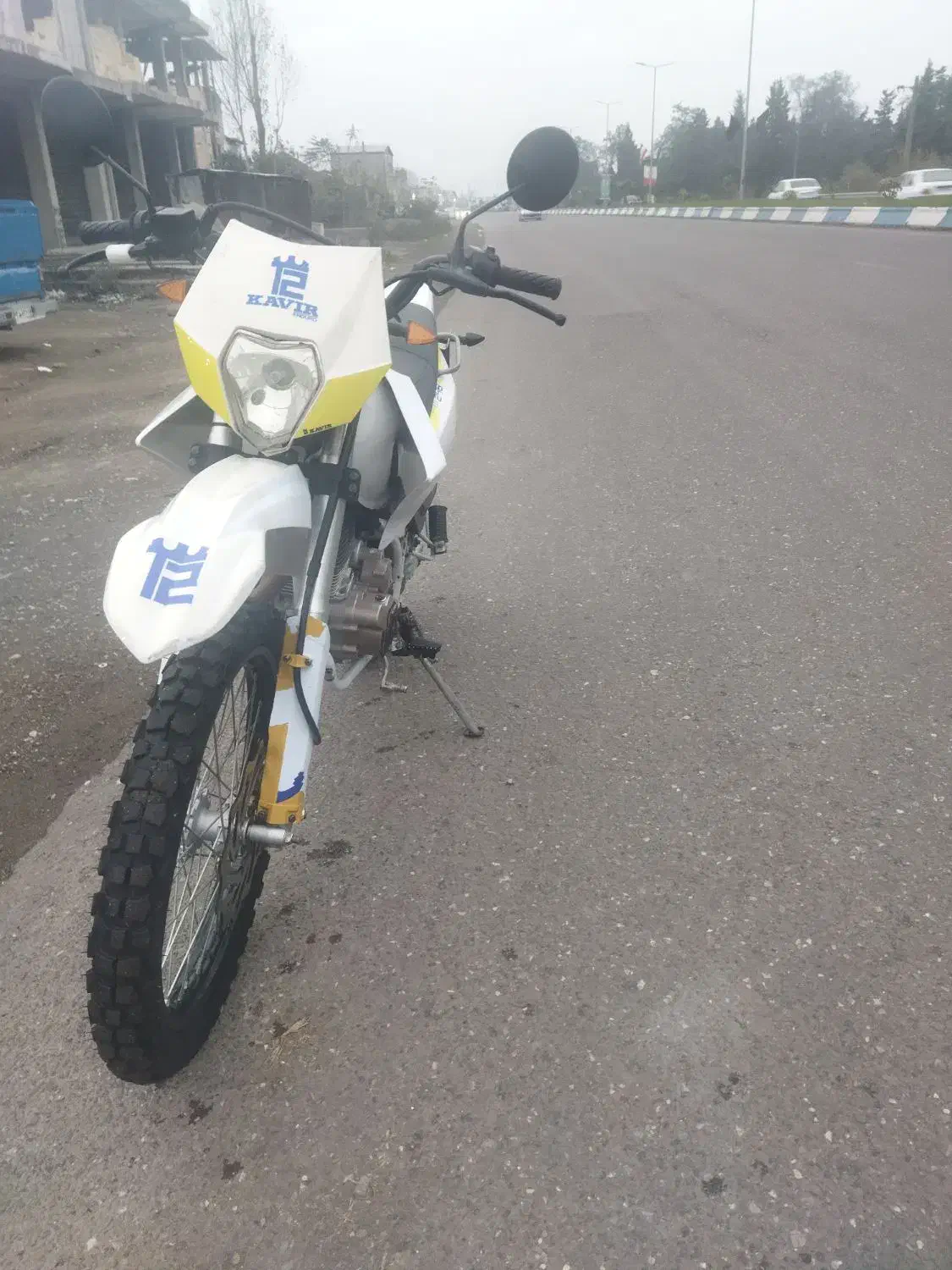 تریلt2|موتورسیکلت|چوبر, |دیوار