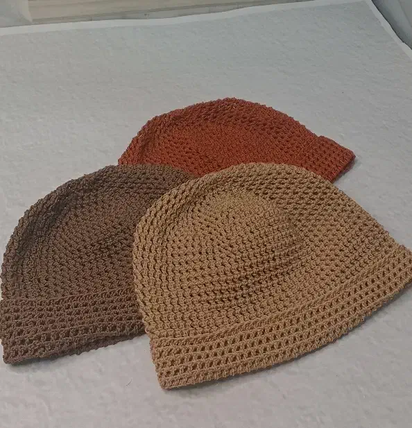 بافت|لوازم خیاطی و بافتنی|رشت, هلال احمر|دیوار