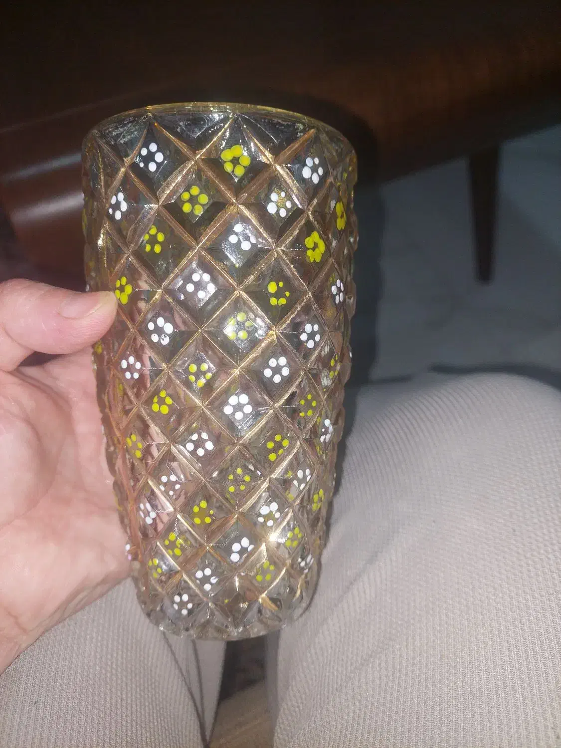 گلدان قدیمی|کلکسیون اشیاء عتیقه|همدان, |دیوار