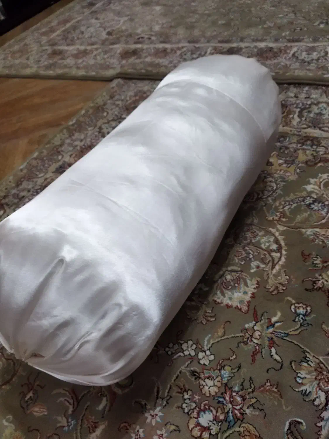 متکا|رختخواب، بالش، پتو|رشت, فرزانه|دیوار