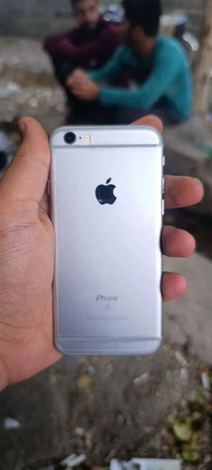 آیفون 6s|موبایل|قم, آذر (نکویی)|دیوار