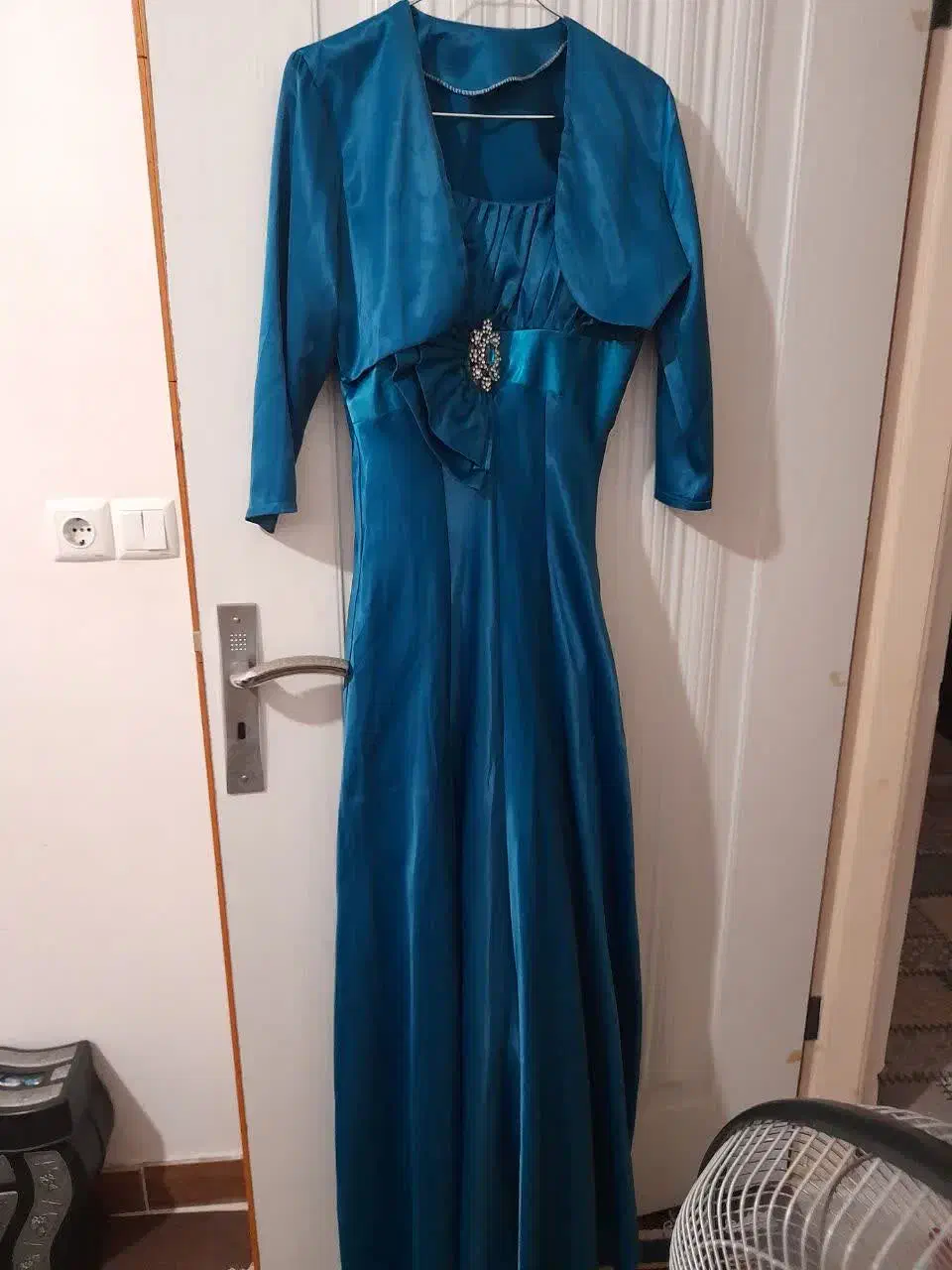 لباس مجلسی در چند طرح|لباس|لاهیجان, طالقانی|دیوار