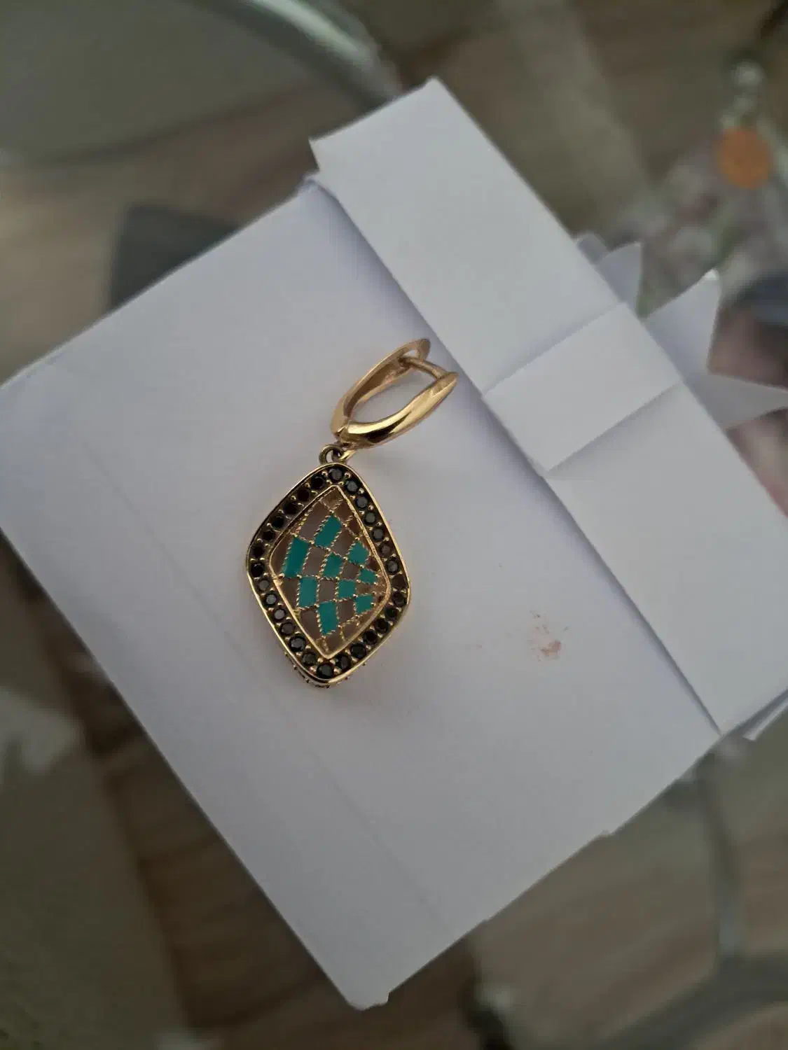 گمشده در تالار خاتون|اشیا|خوی, |دیوار