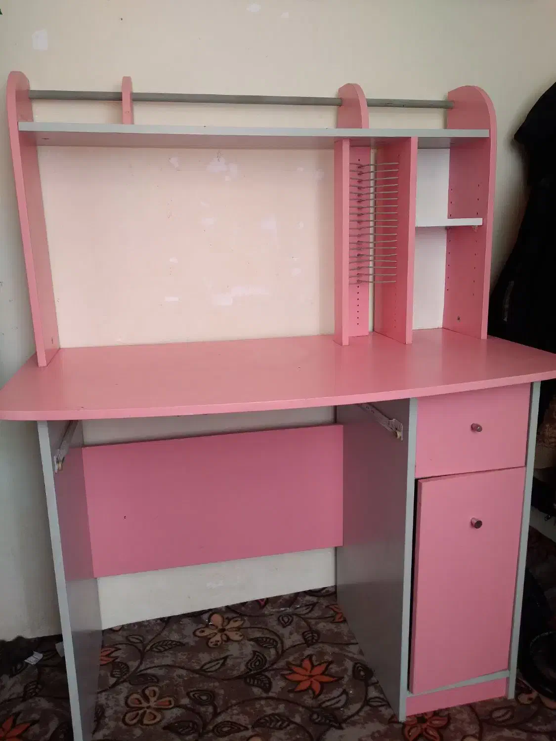 میز تحریر دخترانه|میز تحریر و کامپیوتر|کرج, چمران|دیوار