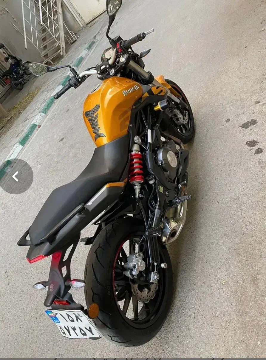 بنلی۳۰۰ جفت سیلندر|موتورسیکلت|خرم‌آباد, |دیوار