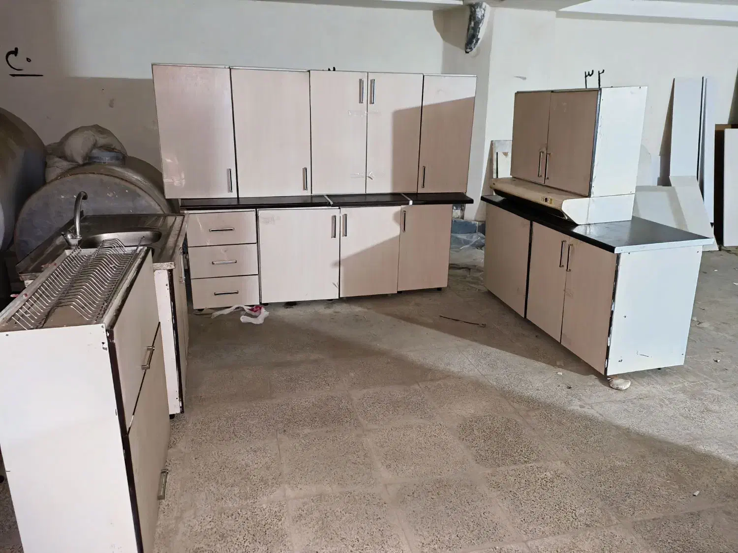 کابینت بدنه فلزی درب MDF|مصالح و تجهیزات ساختمان|محمدشهر, همایون ویلا|دیوار