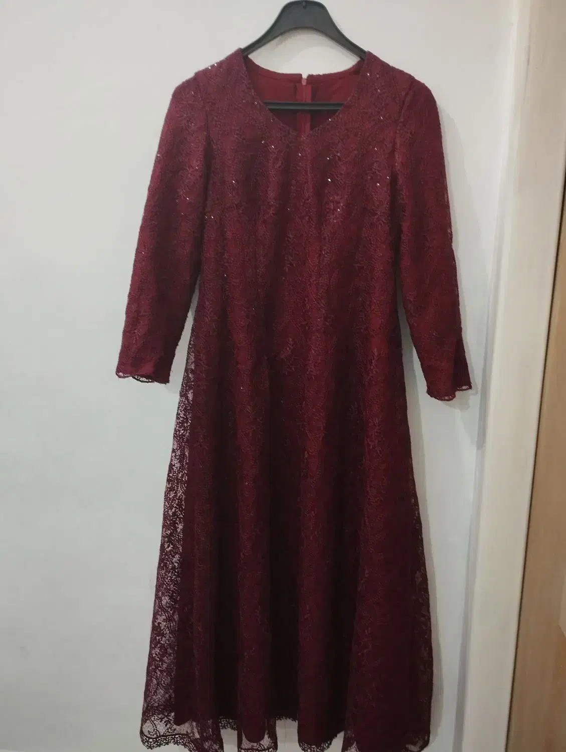 لباس مجلسی زنانه|لباس|قم, قلعه کامکار|دیوار