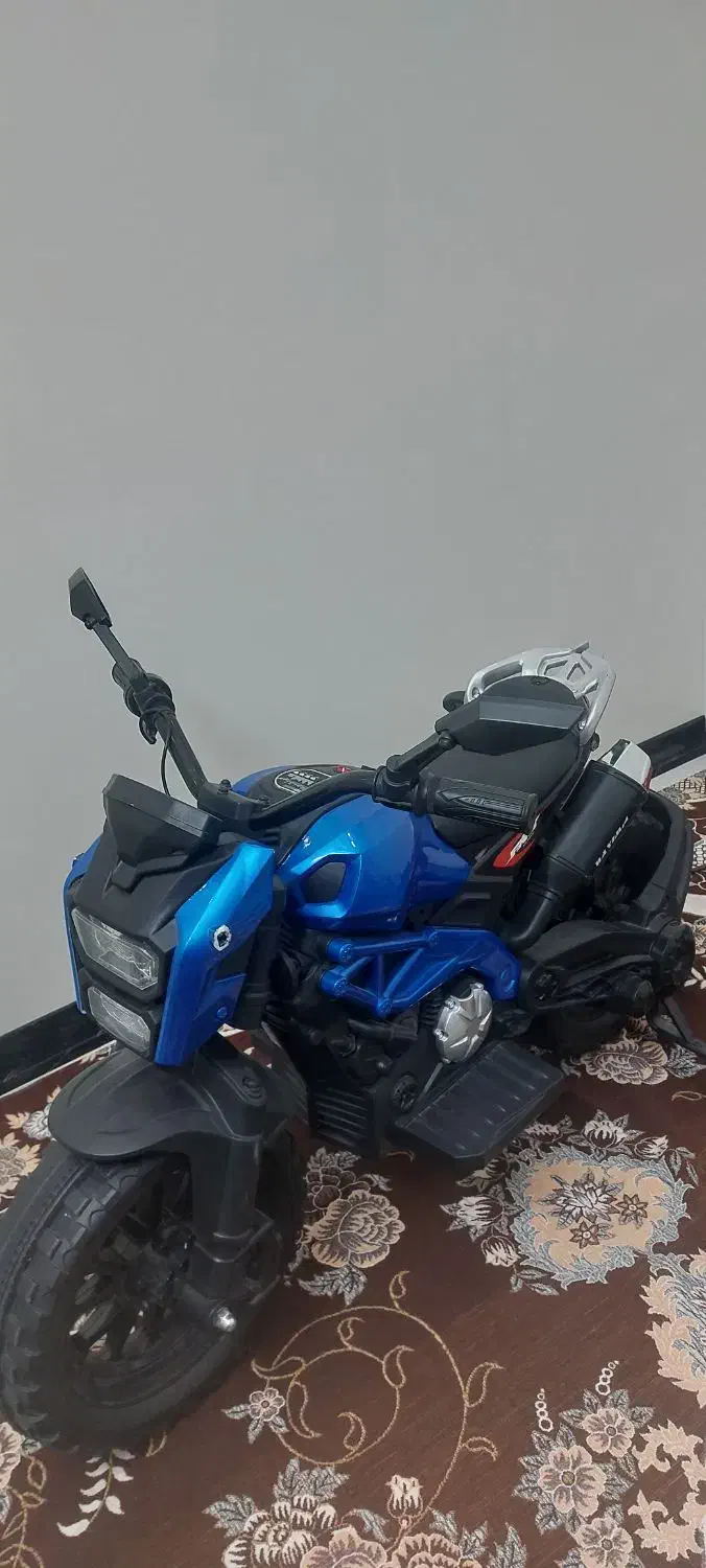 موتور شارژی در حد نو سالمباتری بدون هیچ ایرادی|اسباب‌‌بازی|شاهین‌شهر, شهرک امام رضا|دیوار