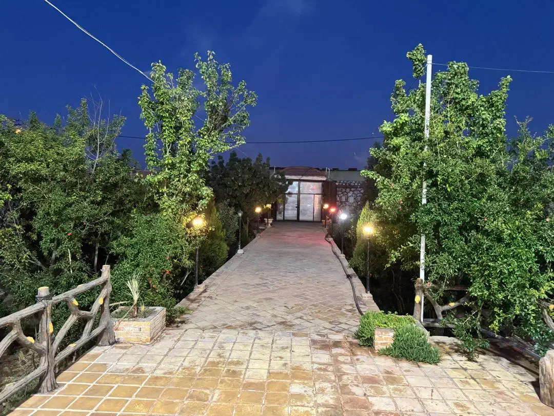 اجاره روزانه باغ ویلا با تمامی امکانات رفاهی|اجارهٔ کوتاه‌مدت ویلا و باغ|زارچ, |دیوار