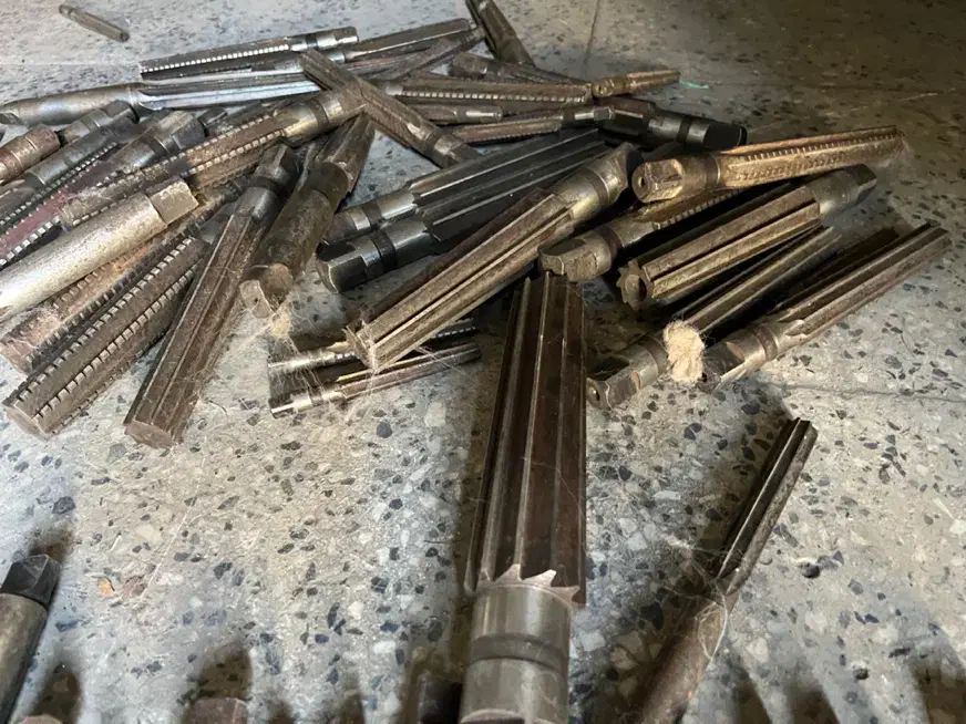 تعداد50تا برقو از ۱۶ تا۳۰|ابزارآلات|لنجان, |دیوار