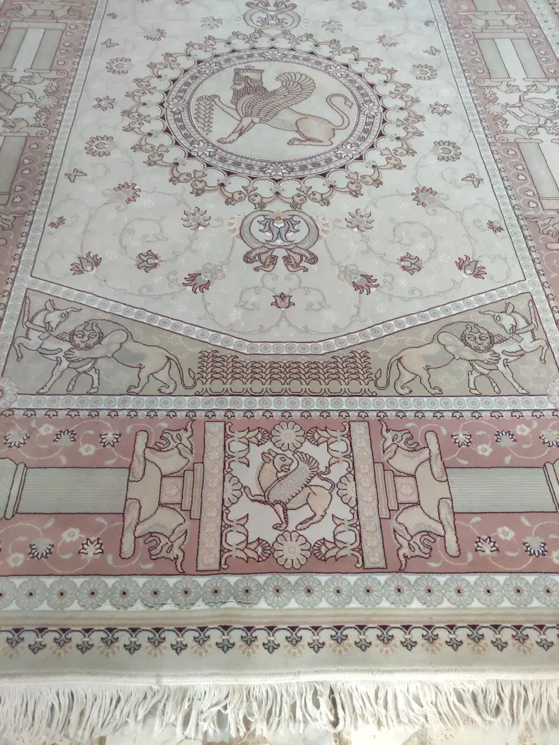 فرش ۹ متری و ۴ متری|فرش|آستانه اشرفیه, |دیوار