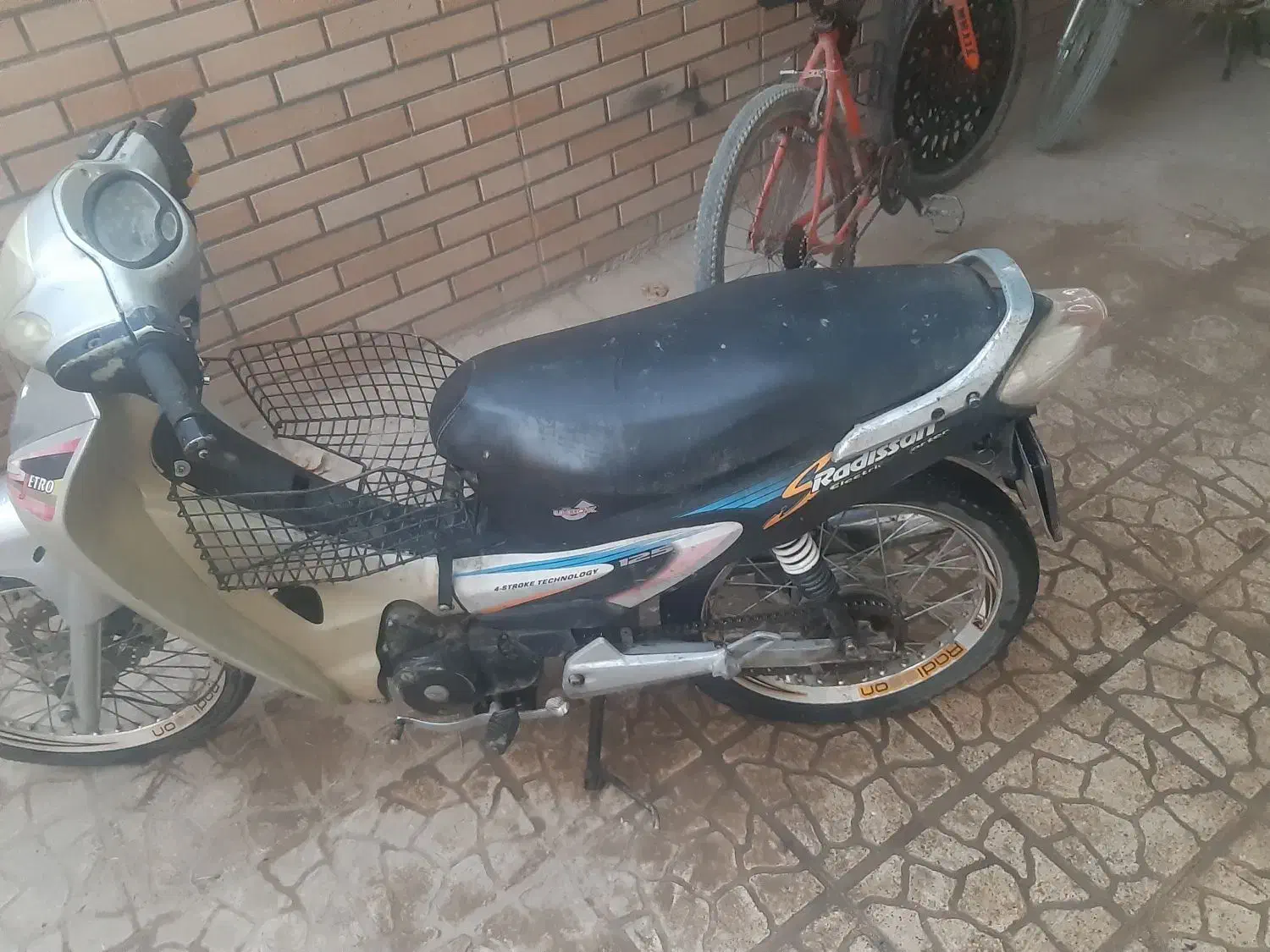 کویر رادیسون  بی کلاج|موتورسیکلت|اصفهان, مارچین|دیوار