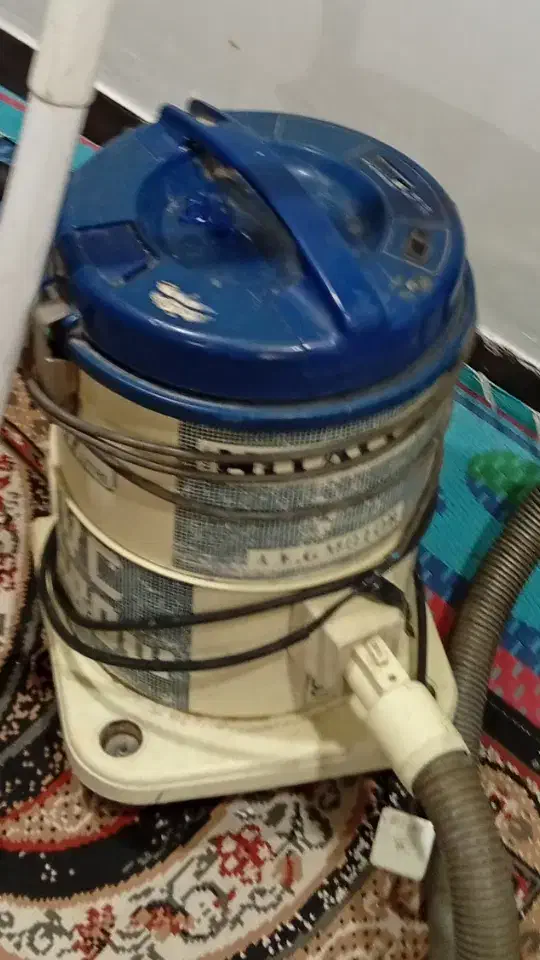 جاروبرقی ۱۲۰۰ وات|جاروبرقی، جارو شارژی، بخارشو|شاهین‌شهر, عطار|دیوار