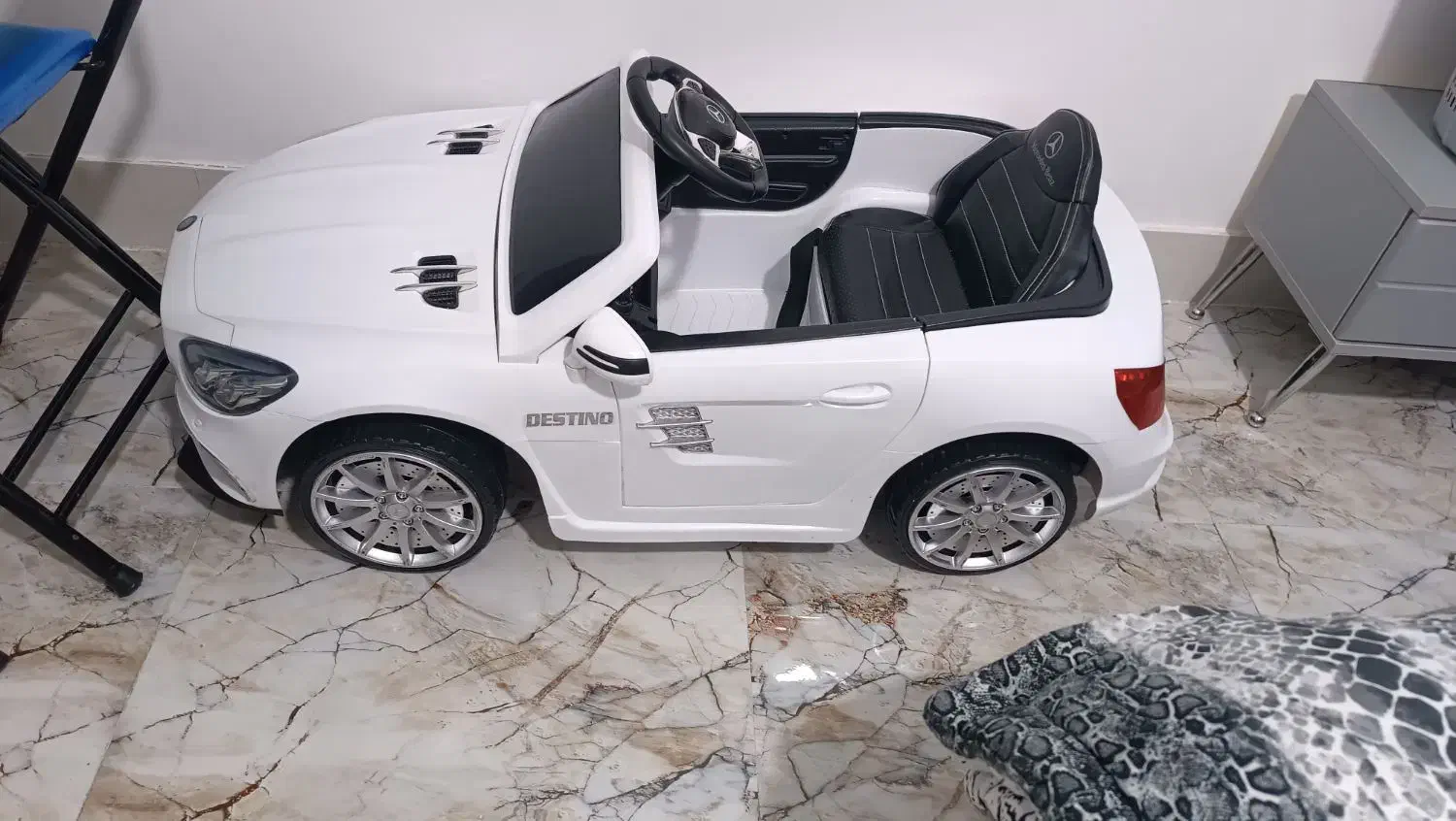 ماشین شارژی|اسباببازی بچه|سرپل ذهاب, |دیوار