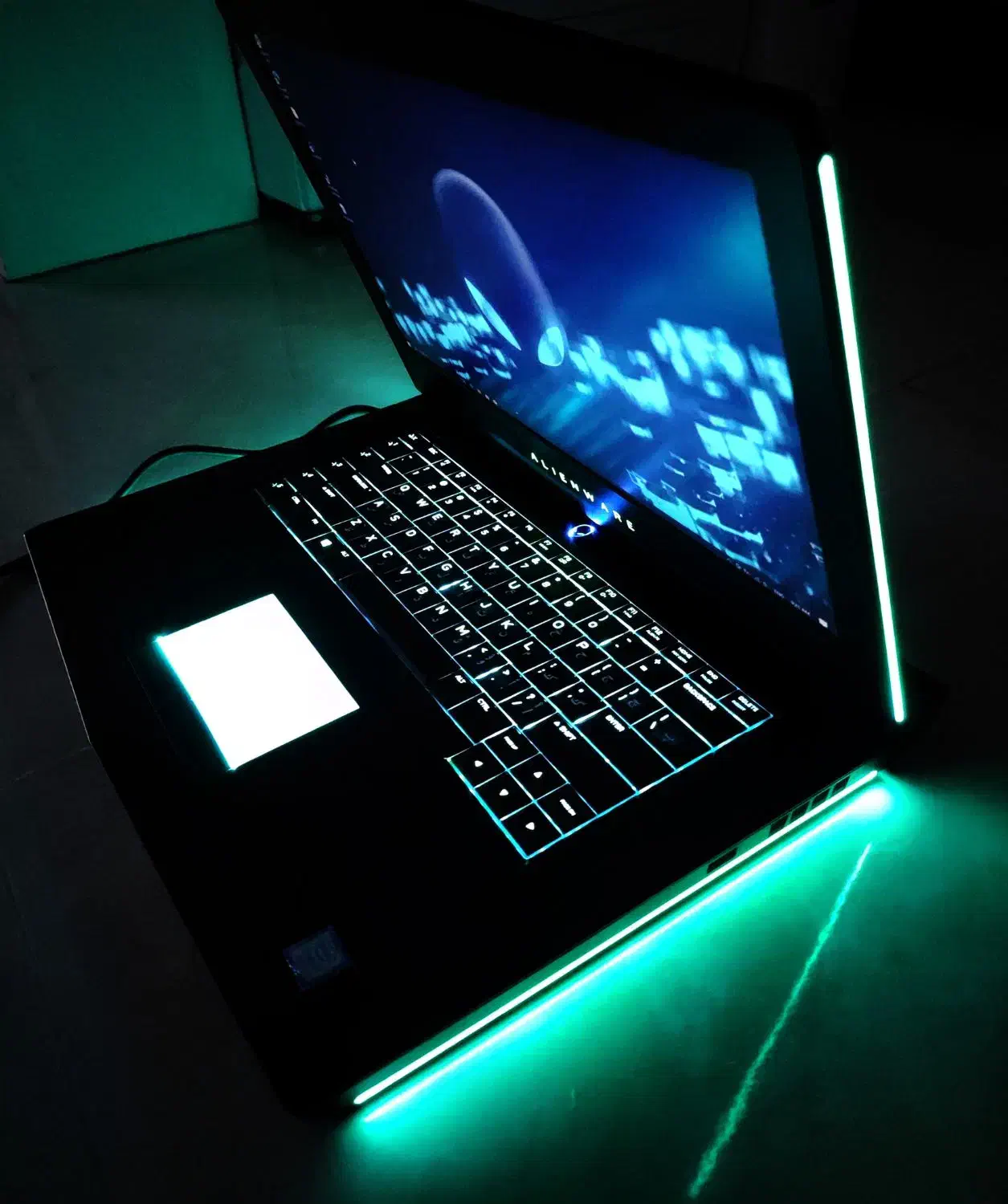 لپ تاپ گیمینگ alienware 15 r3|رایانه همراه|زاهدان, |دیوار