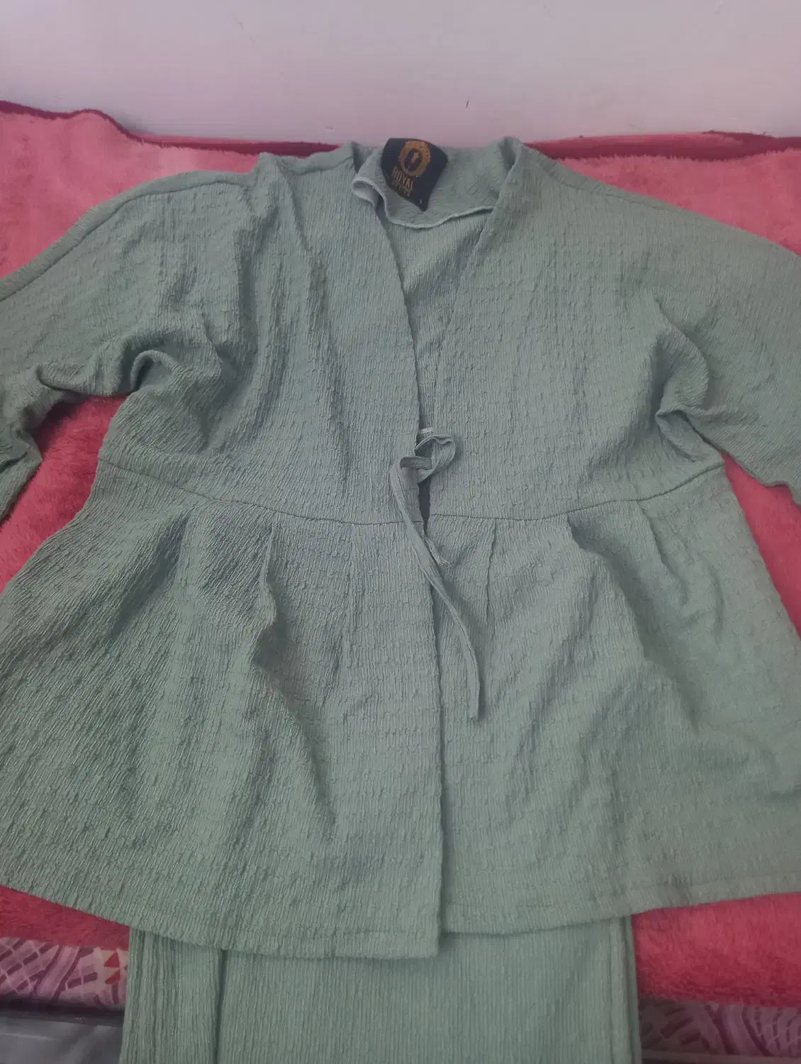 مقداری لباس نو نو|لباس|شاهرود, |دیوار