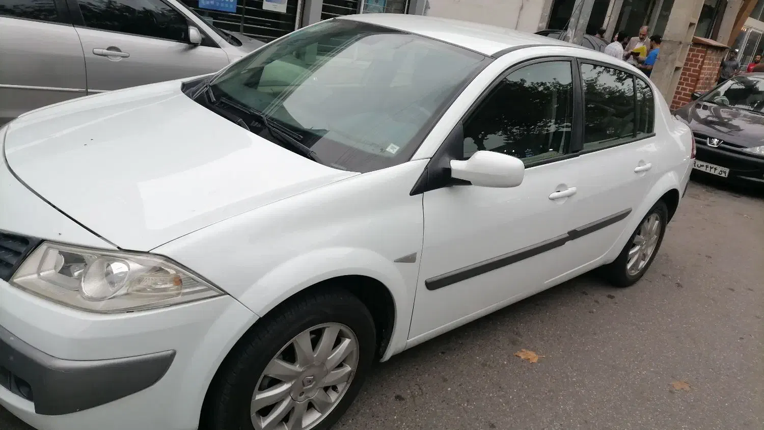 مگان 2000 مدل 1392|خودرو سواری و وانت|تهران, نیاوران|دیوار