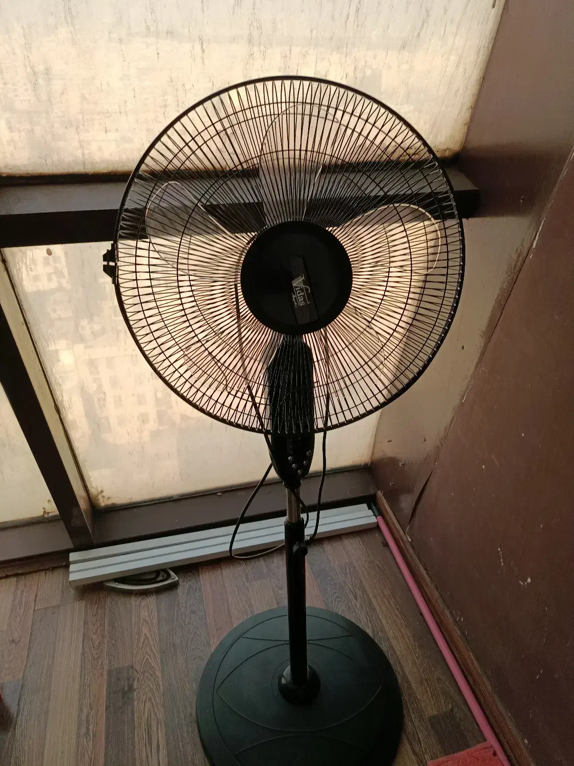 فروش پنکه پنج پر|پنکه و تصفیهکنندهٔ هوا|تهران, صادقیه|دیوار