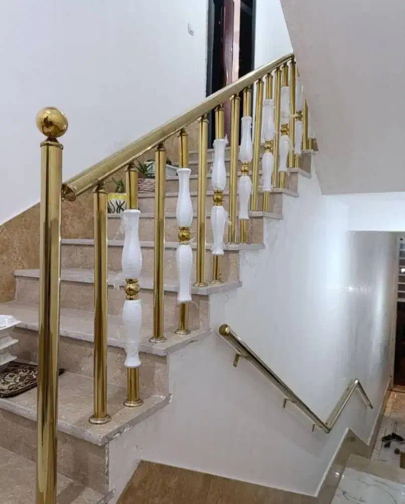 نصب نردهای استیل وساخت پله های پیچ وجوشکاری|مصالح و تجهیزات ساختمان|رشت, گلباغ نماز|دیوار