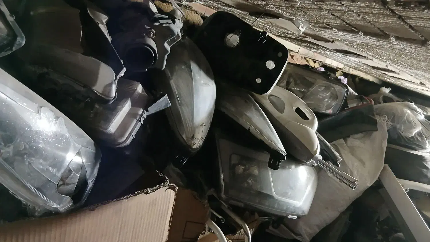 چراغ استوک وشفاف سازی|خدمات موتور و ماشین|نظرآباد, نظرآباد|دیوار