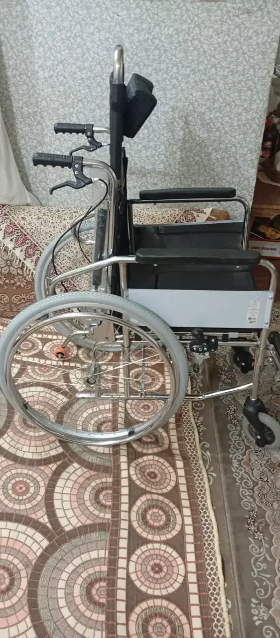 ویلچر چهار کاره حمام توالت بیرون رونده برانکارد شو|آرایشی، بهداشتی، درمانی|اهواز, کوی جانبازان(دانش)|دیوار