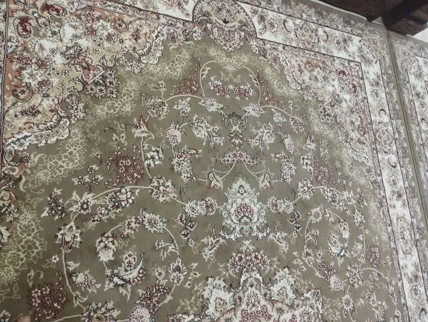 ۳ عدد فرش|فرش|رشت, جانبازان|دیوار