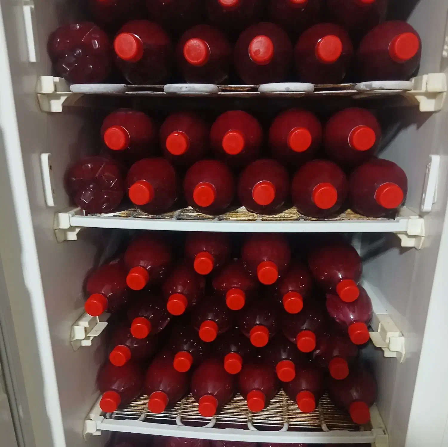 فروش آب انار درجه یک ،انارستان سیاب|خوردنی و آشامیدنی|کوهنانی, |دیوار