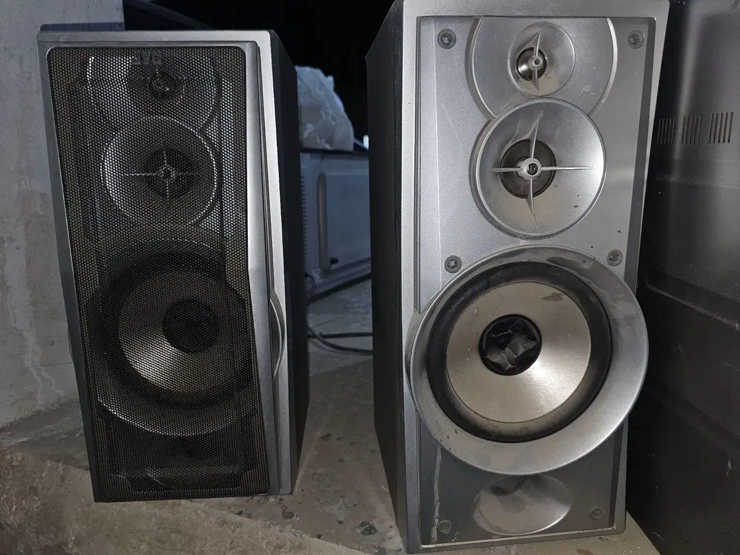 ضبط و باند قدیمی مخصوص کالکسیونی|کلکسیون اشیاء عتیقه|قشم, |دیوار