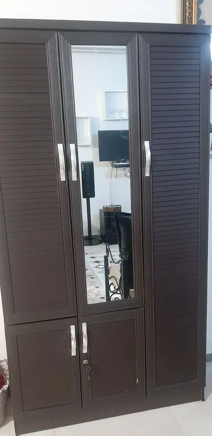 فروش یک سری لوازم منزل|جاکفشی، کمد، دراور|ساری, |دیوار