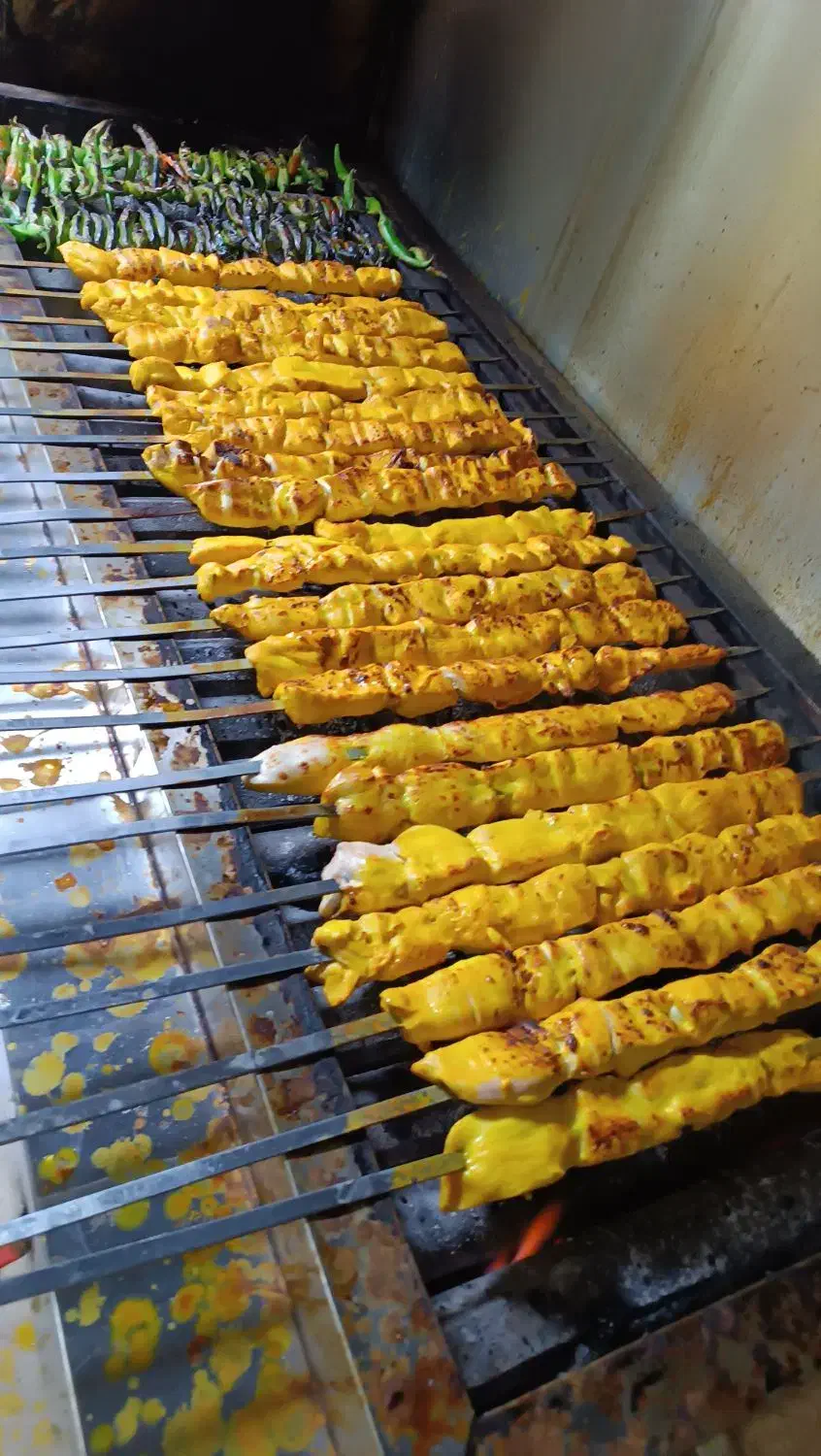 ظرفشور و سالن کار|استخدام خدمات فروشگاه و رستوران|گلستان (تهران), |دیوار