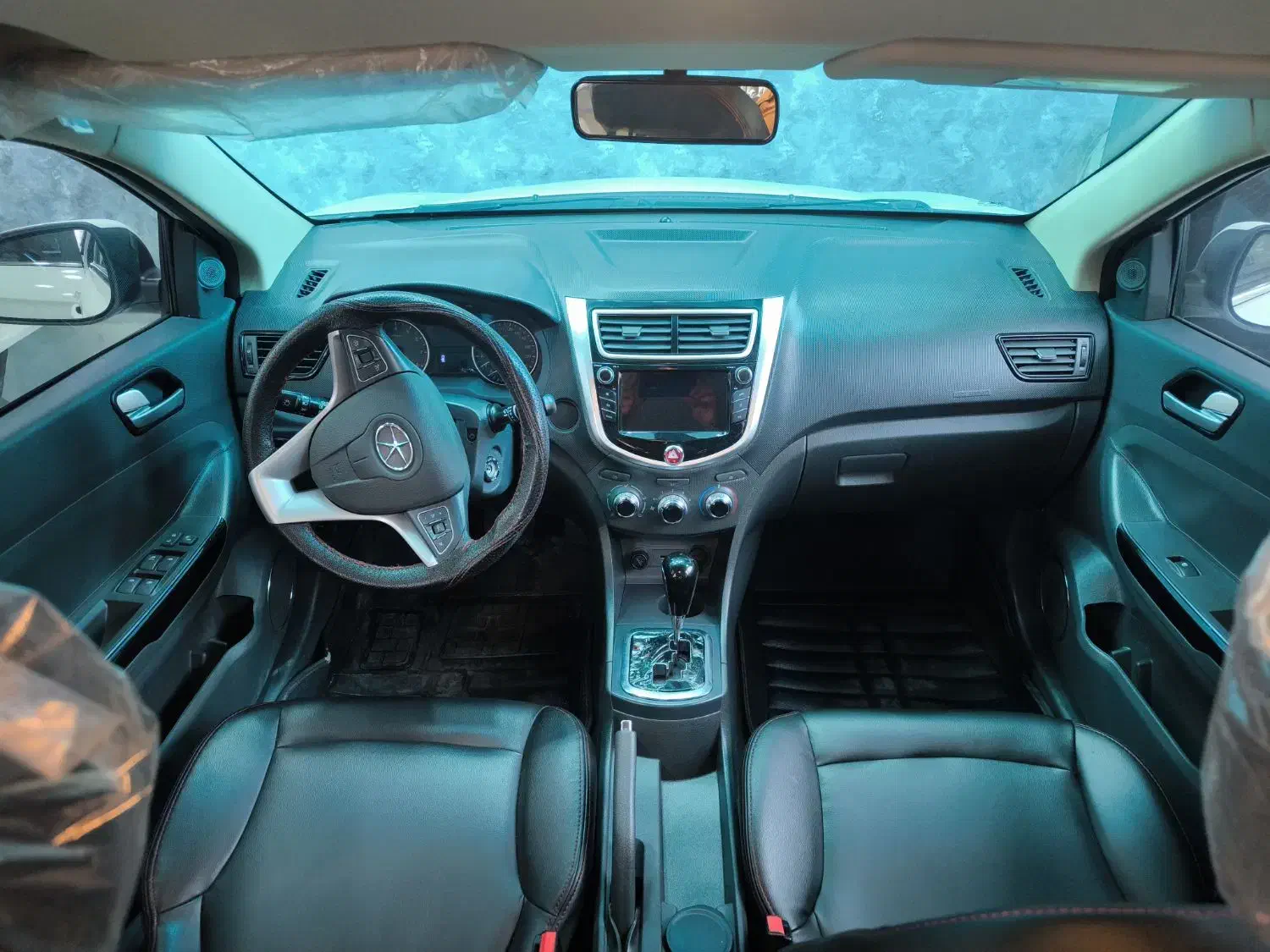 جک J4 مدل 1403|خودرو سواری و وانت|قم, تولید دارو و یخچال|دیوار