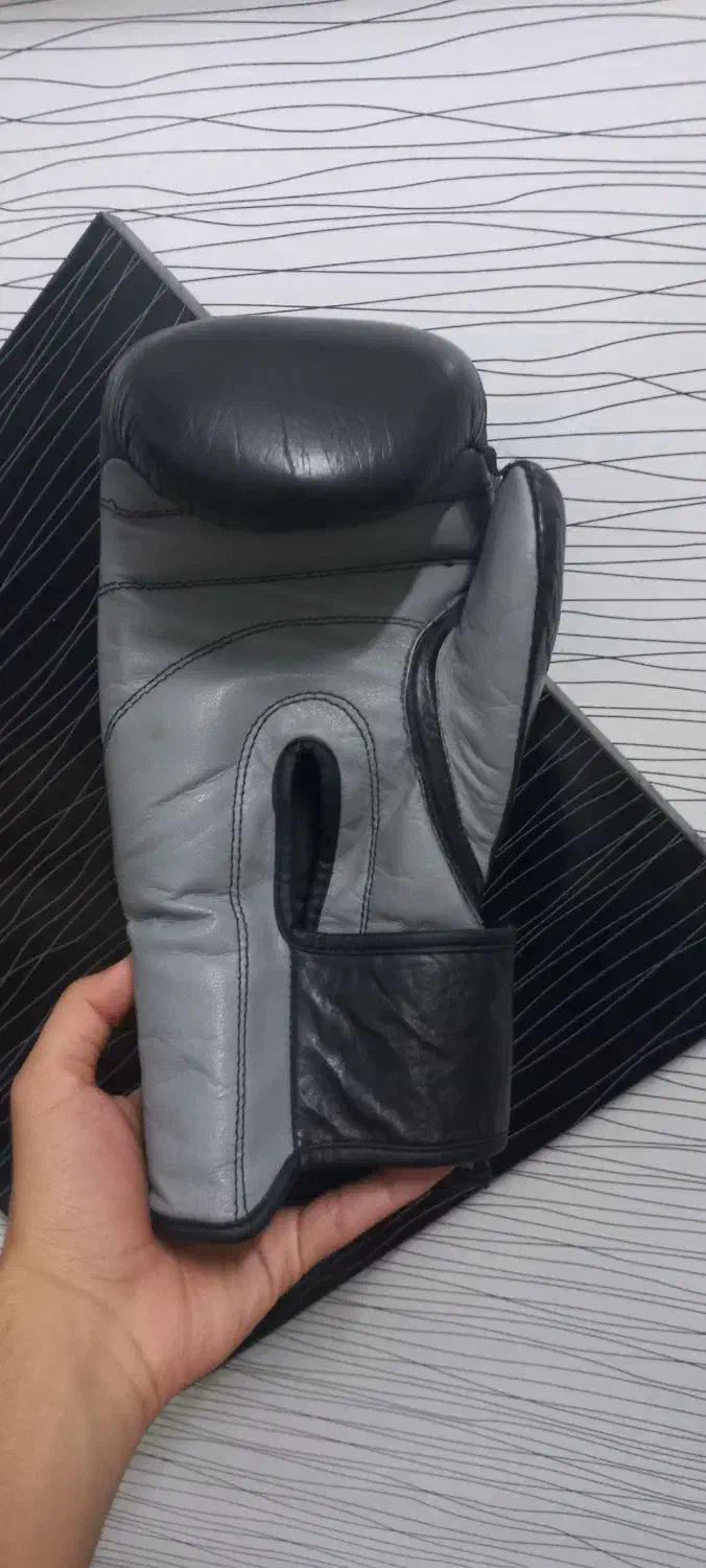 دستکش بوکس ونوم|تجهیزات ورزشی|مشهد, سرافرازان|دیوار